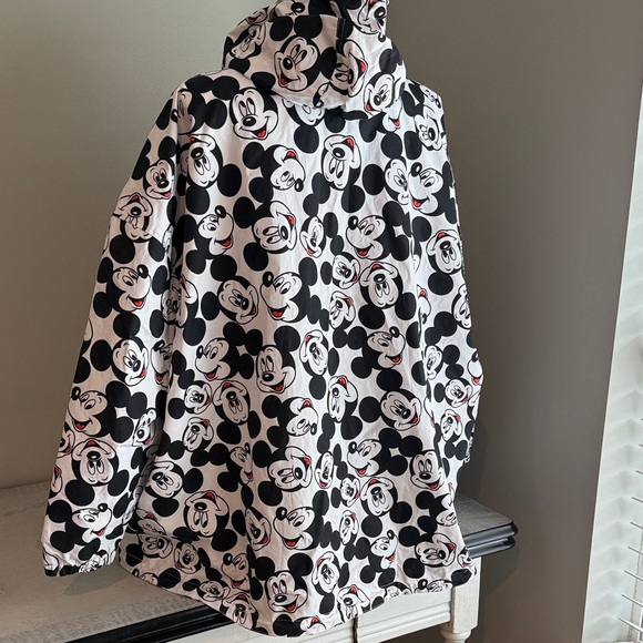 Disney Mickey Mouse Curvey Ladies  Raincoat - Black and White Sz 3X - Picture 8 of 12